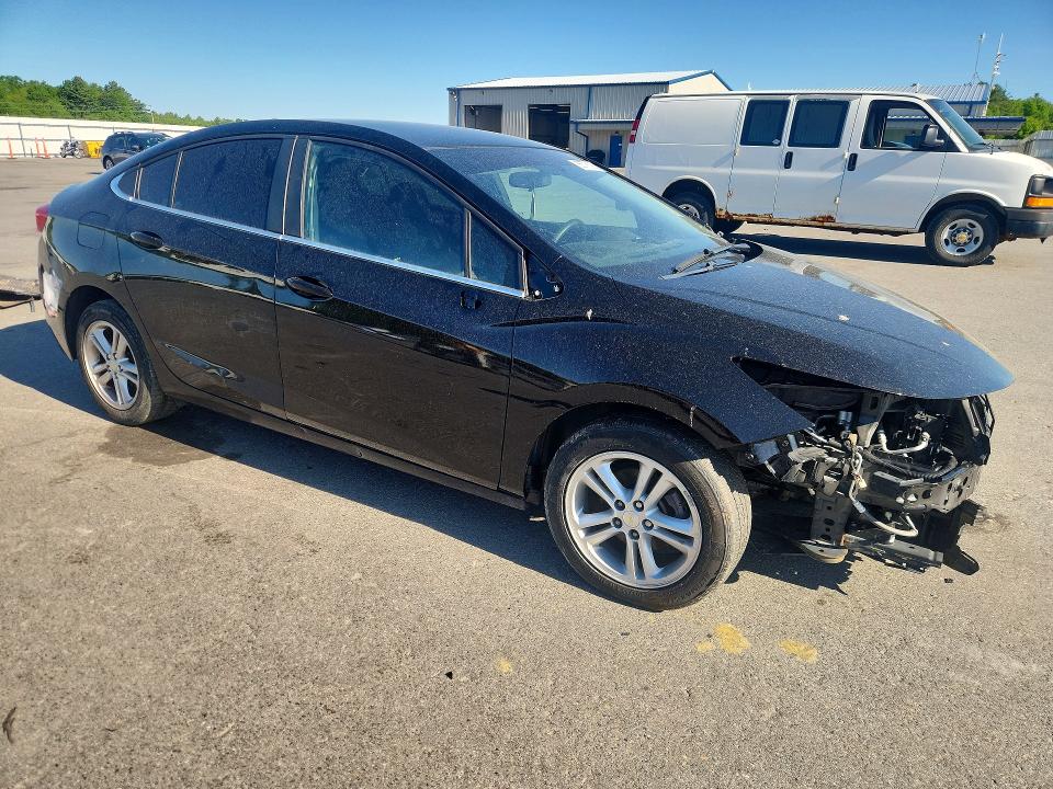 Продаж на аукціоні авто 2018 Chevrolet Cruze, vin: 1G1BE5SM7J7140863, номер лоту: 55776186