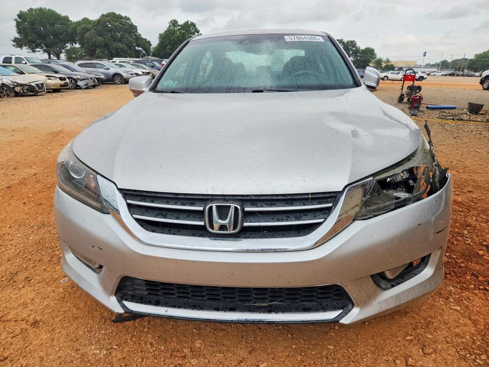2013 Honda Accord მანქანა იყიდება აუქციონზე, vin: 1HGCR2F8XDA159198, აუქციონის ნომერი: 57864586