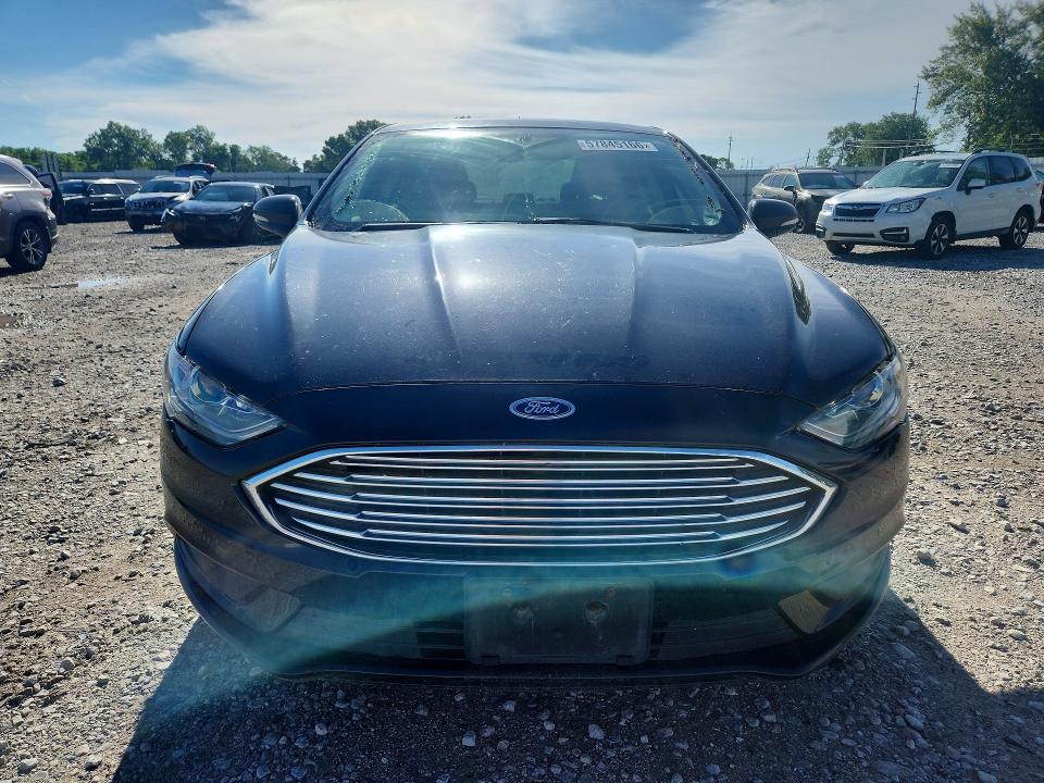 2017 Ford Fusion მანქანა იყიდება აუქციონზე, vin: 3FA6P0HD2HR272211, აუქციონის ნომერი: 57845166