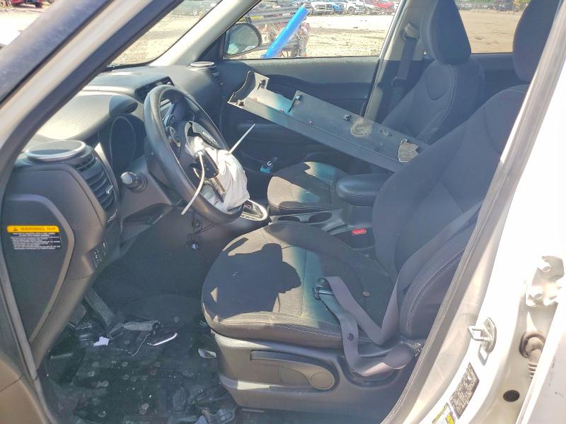 57035746 :رقم المزاد ، KNDJN2A27F7130911 vin ، 2015 Kia Soul مزاد بيع