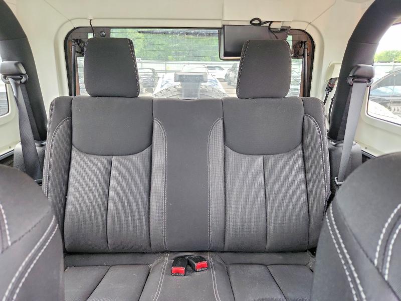 56324556 :رقم المزاد ، 1C4AJWBG4EL157857 vin ، 2014 Jeep Wrangler مزاد بيع