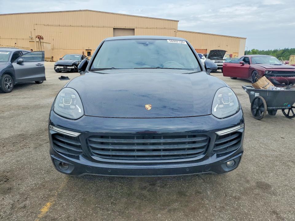 Продаж на аукціоні авто 2017 Porsche Cayenne, vin: WP1AB2A25HLA51108, номер лоту: 56992136
