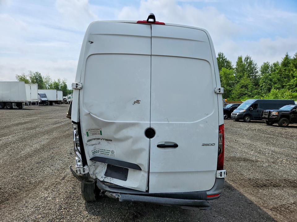 57777986 :رقم المزاد ، W1Y4EBHY4NT086696 vin ، 2022 Mercedes-benz Sprinter مزاد بيع