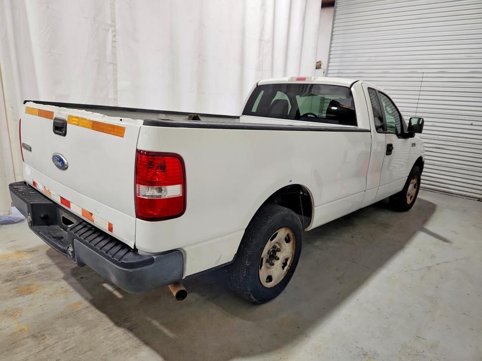 57381116 :رقم المزاد ، 1FTRF12258KB62880 vin ، 2008 Ford F150 مزاد بيع