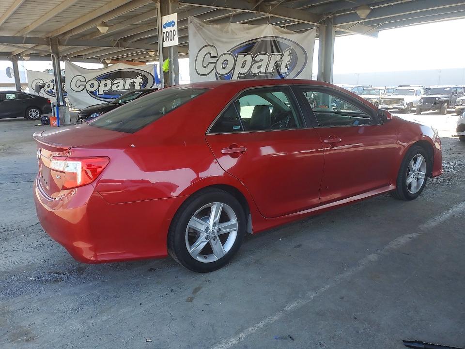 58208476 :رقم المزاد ، 4T1BF1FKXCU628467 vin ، 2012 Toyota Camry مزاد بيع