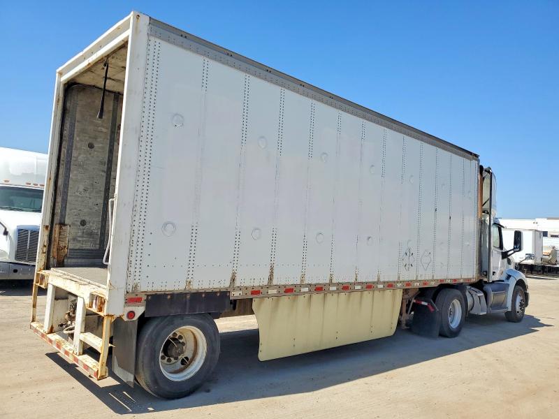 Продажа на аукционе авто 2018 Peterbilt 579, vin: 1XPBA48X5JD478146, номер лота: 53847456