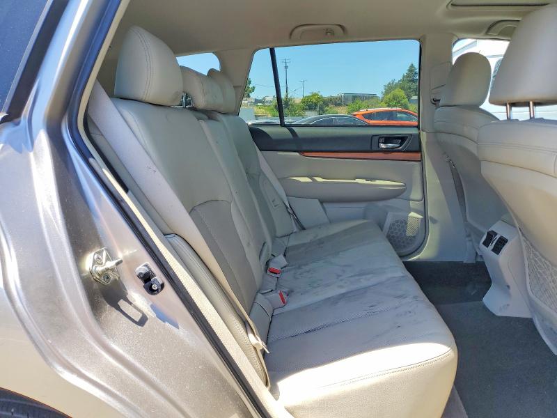 Auction sale of the 2014 Subaru Outback, vin: 4S4BRBLC5E3325695, lot number: 58157486