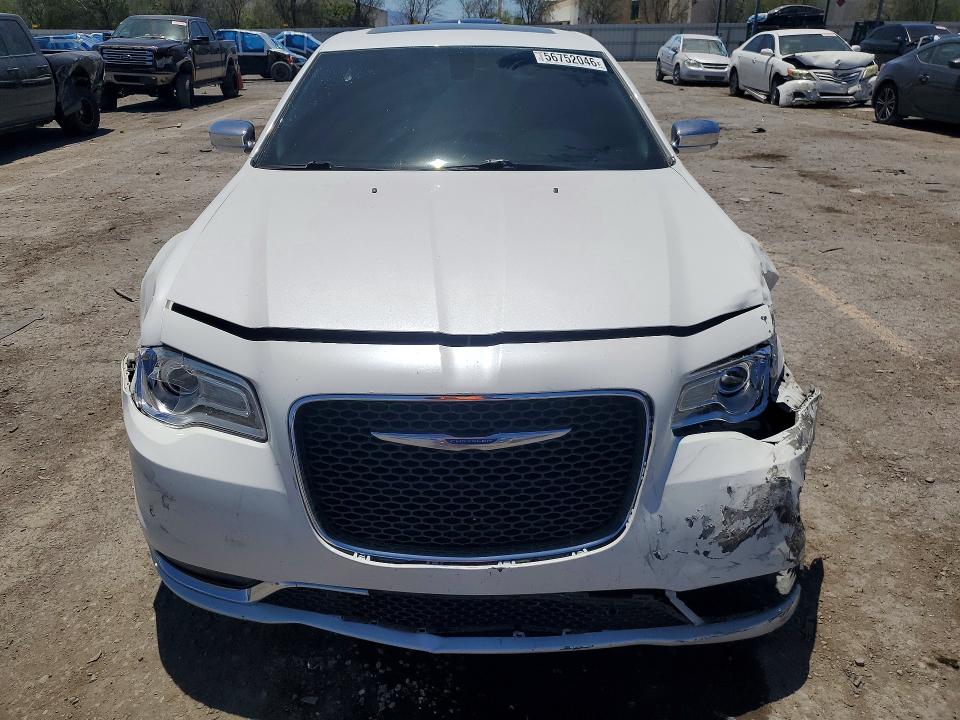 2015 Chrysler 300c მანქანა იყიდება აუქციონზე, vin: 2C3CCAKG1FH876492, აუქციონის ნომერი: 56752046