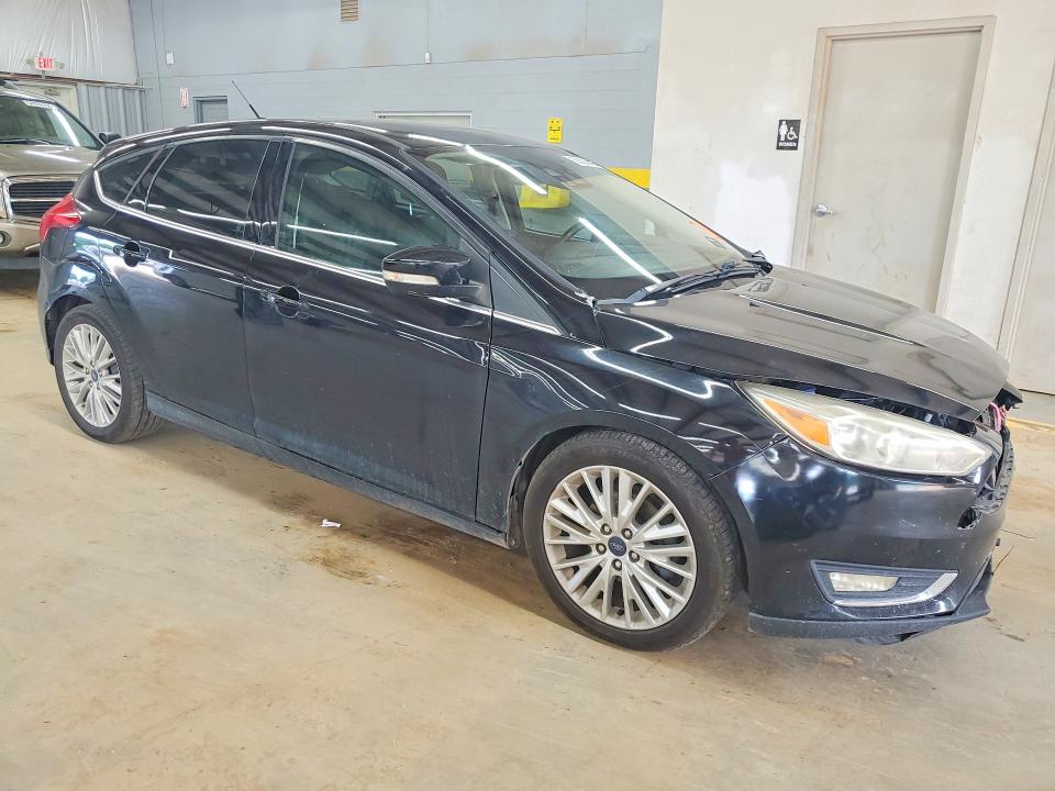 Продаж на аукціоні авто 2017 Ford Focus, vin: 1FADP3N2XHL233800, номер лоту: 58333926