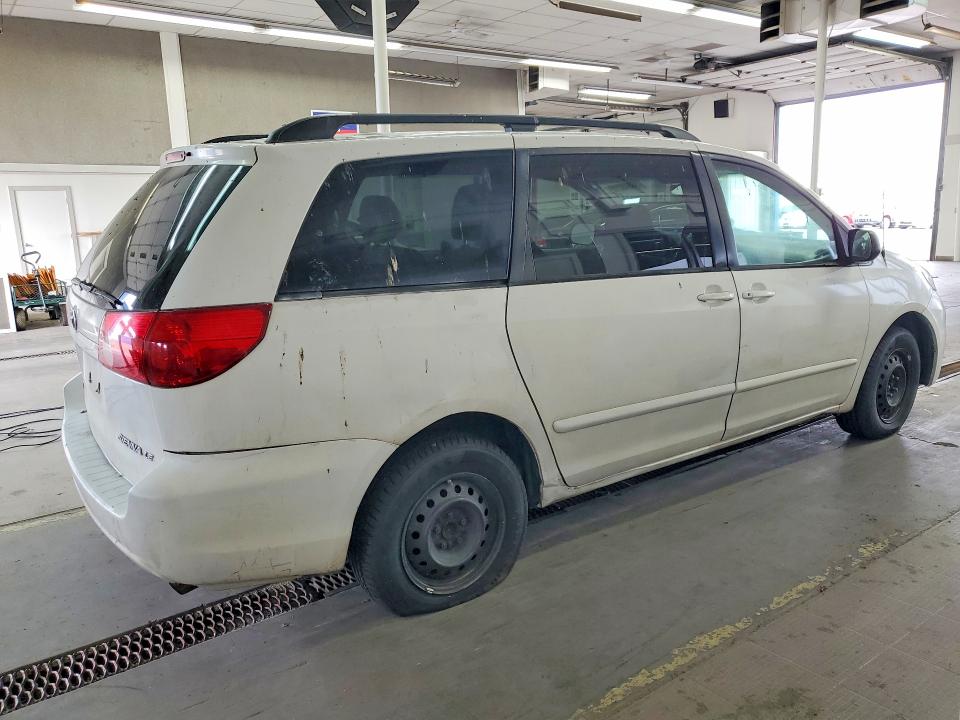 Продаж на аукціоні авто 2010 Toyota Sienna, vin: 5TDKK4CC0AS303584, номер лоту: 58843216