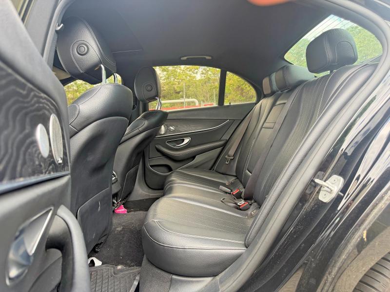 55903696 :رقم المزاد ، WDDZF4KB1HA012777 vin ، 2017 Mercedes-benz E مزاد بيع