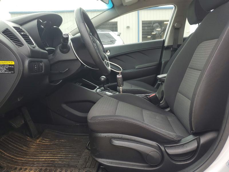 58907526 :رقم المزاد ، 3KPFL4A76HE153442 vin ، 2017 Kia Forte مزاد بيع