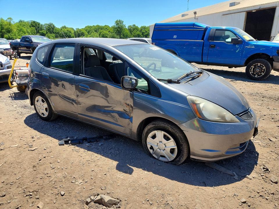 2013 Honda Fit მანქანა იყიდება აუქციონზე, vin: JHMGE8H32DC074262, აუქციონის ნომერი: 55742636
