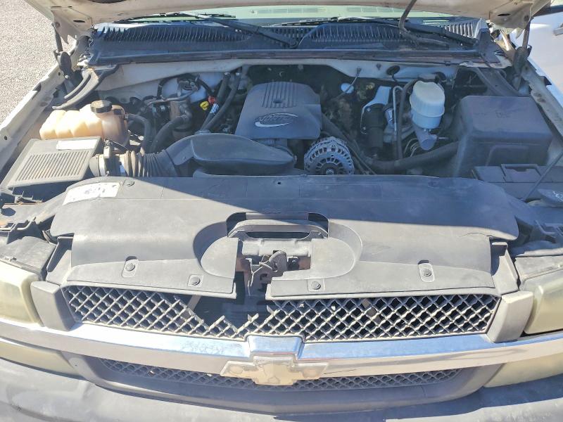 57138246 :رقم المزاد ، 1GBJC39U64E302537 vin ، 2004 Chevrolet Silverado مزاد بيع