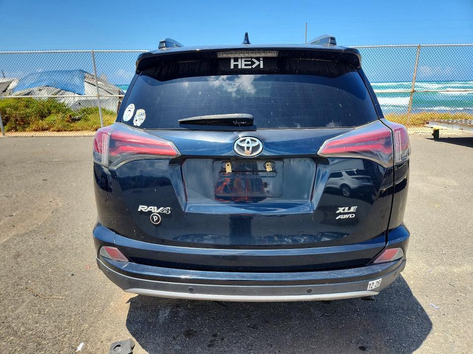 Aukcja sprzedaży 2018 Toyota Rav4, vin: 2T3RFREV7JW743623, numer aukcji: 58318956