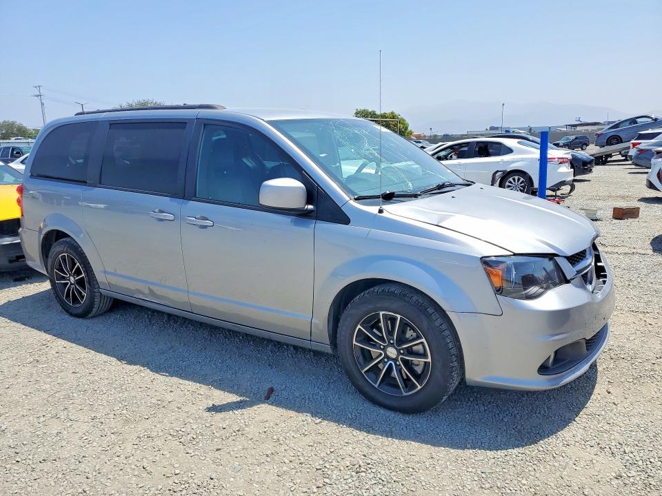 56077966 :رقم المزاد ، 2C4RDGEG0JR220028 vin ، 2018 Dodge Grand Caravan مزاد بيع