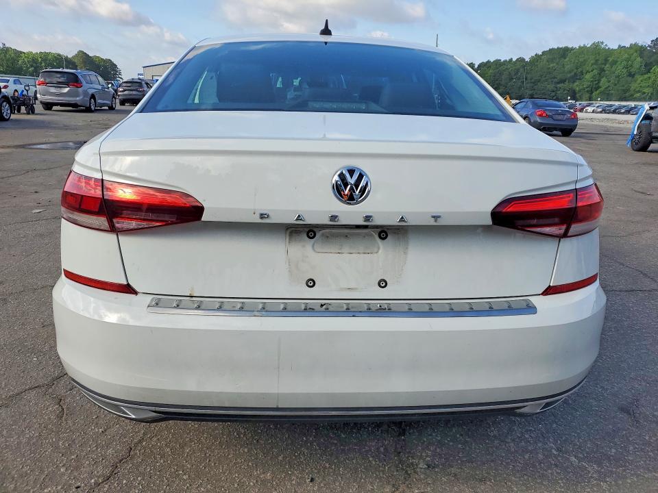 56848816 :رقم المزاد ، 1VWSA7A37MC001008 vin ، 2021 Volkswagen Passat مزاد بيع