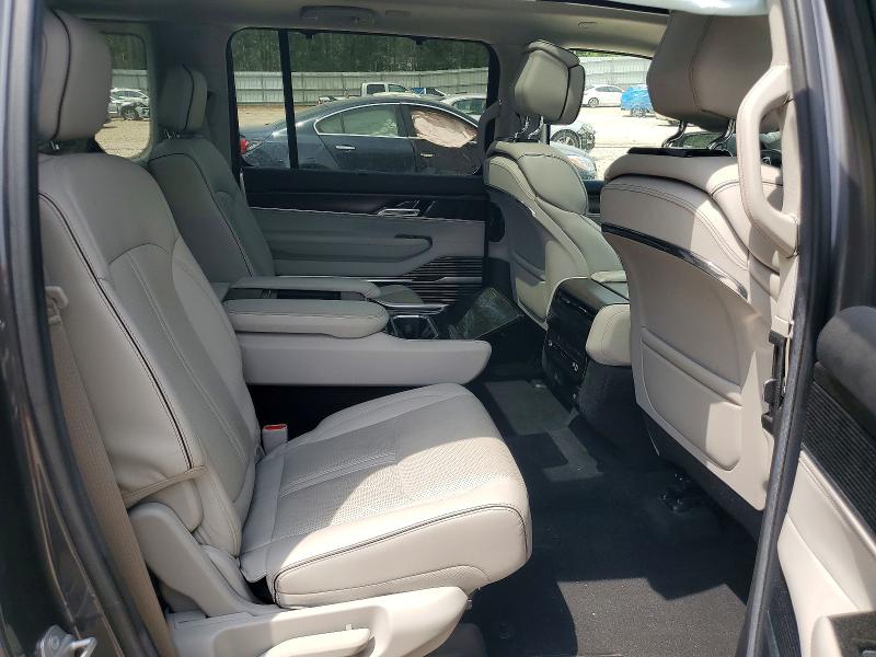 Продажа на аукционе авто 2022 Jeep Grand Wagoneer, vin: 1C4SJVFJ5NS106989, номер лота: 57297436