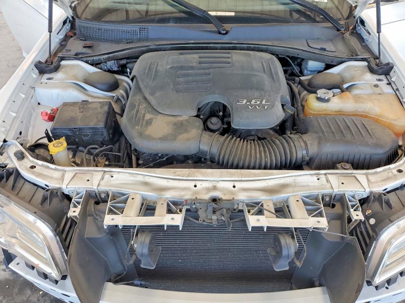 55708426 :رقم المزاد ، 2C3CCAAGXDH520721 vin ، 2013 Chrysler 300 مزاد بيع