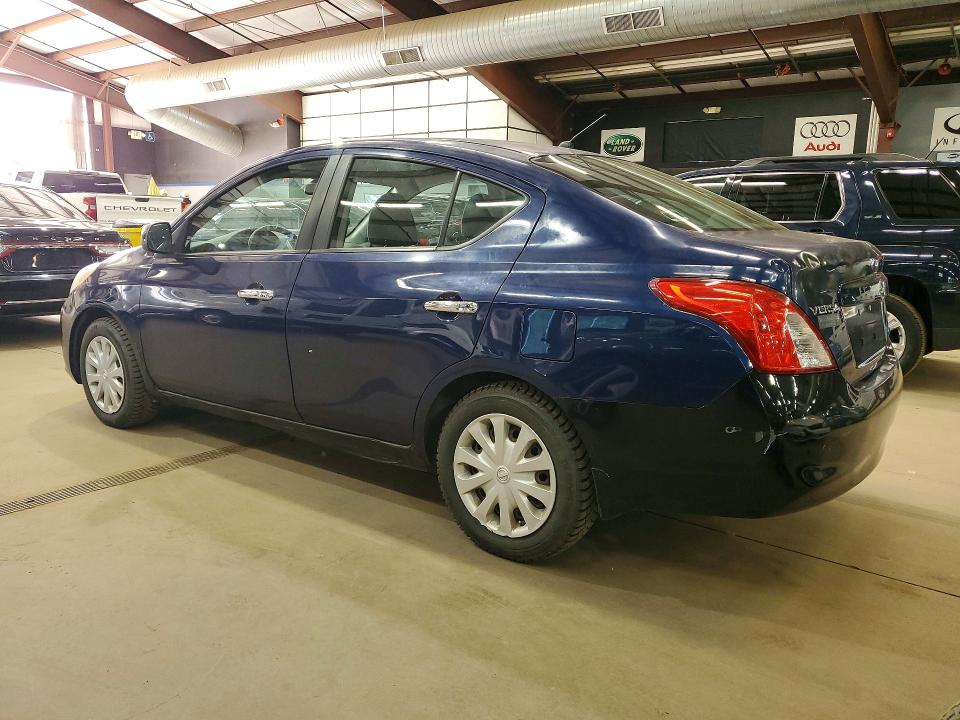 56070976 :رقم المزاد ، 3N1CN7AP7CL815289 vin ، 2012 Nissan Versa مزاد بيع