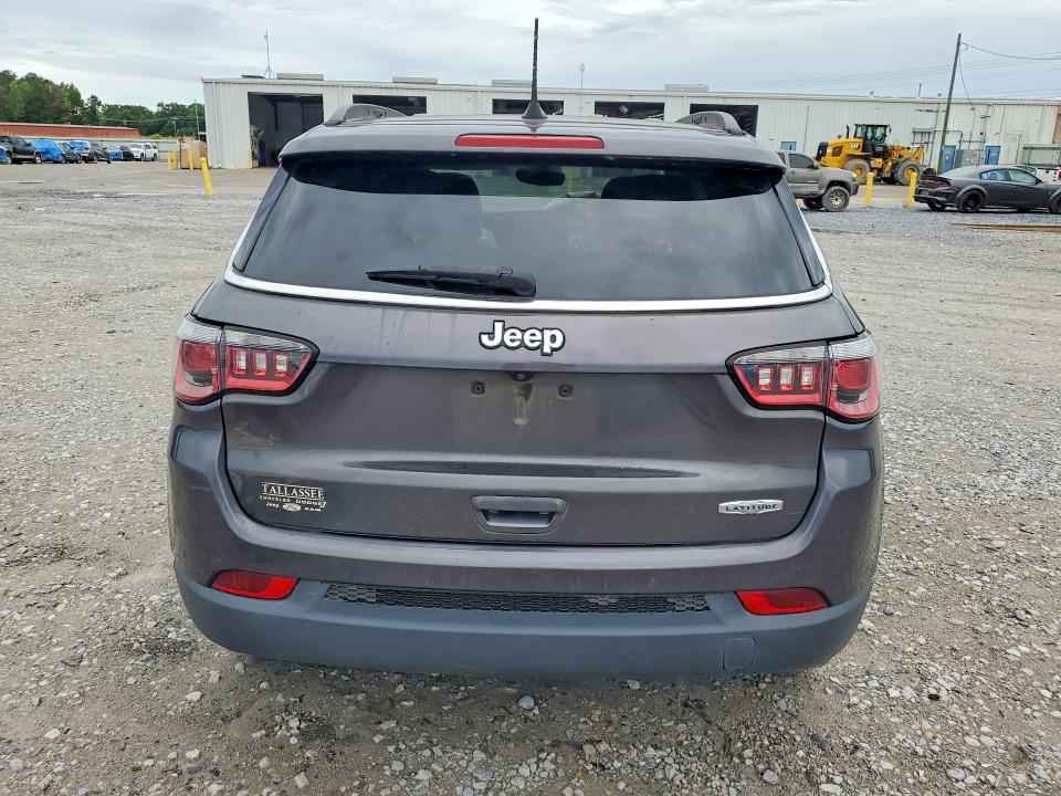 57580726 :رقم المزاد ، 3C4NJCBB3JT124657 vin ، 2018 Jeep Compass مزاد بيع