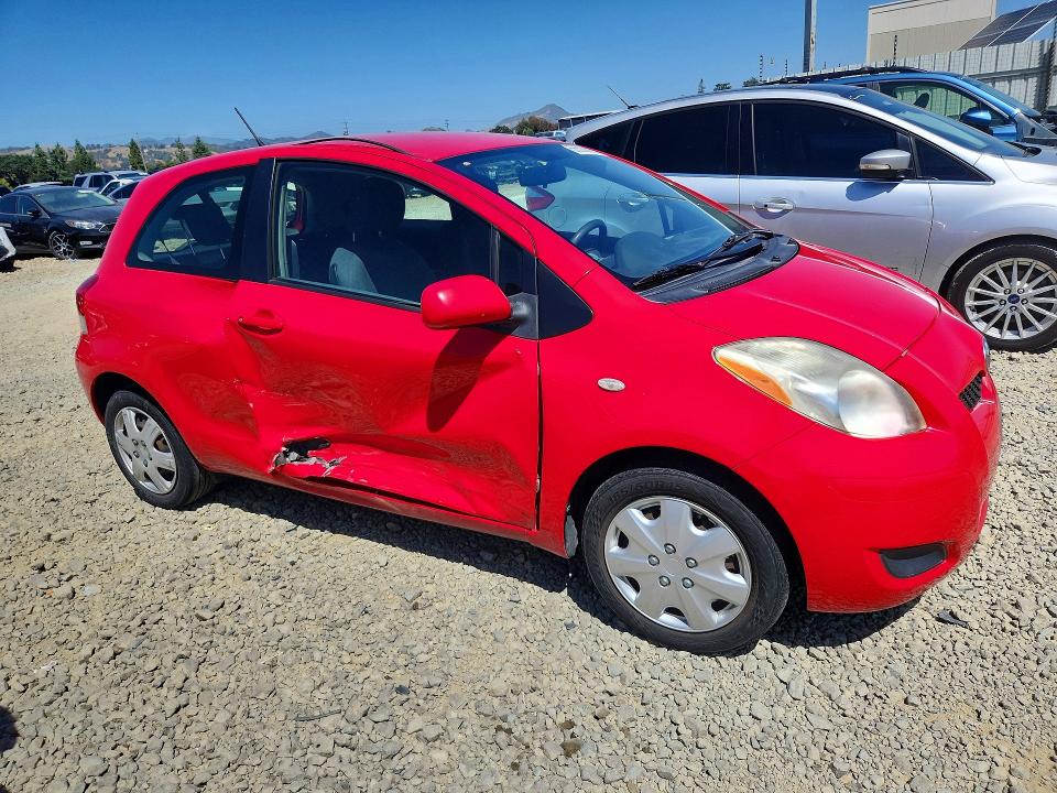 2010 Toyota Yaris მანქანა იყიდება აუქციონზე, vin: JTDJT4K35A5323555, აუქციონის ნომერი: 56529806