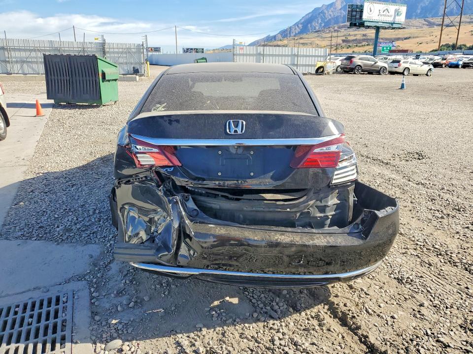 Продажа на аукционе авто 2017 Honda Accord, vin: 1HGCR2F36HA062154, номер лота: 57751886