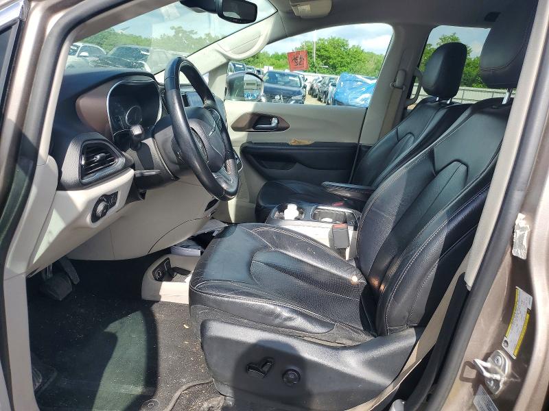 Продажа на аукционе авто 2017 Chrysler Pacifica, vin: 2C4RC1EGXHR669761, номер лота: 56685636