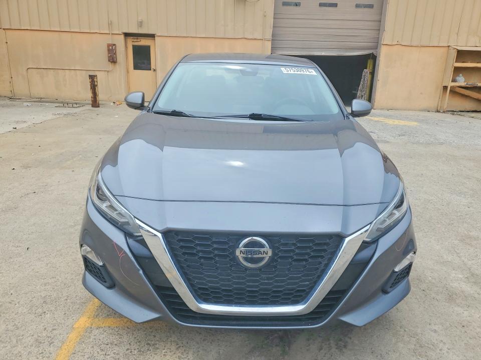 57530976 :رقم المزاد ، 1N4BL4DV3MN308016 vin ، 2021 Nissan Altima 2.5 Plat مزاد بيع