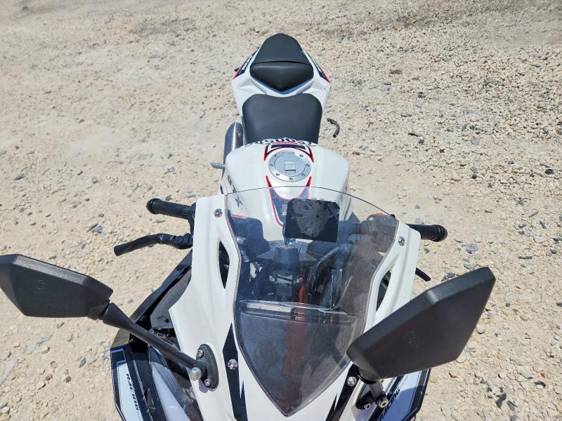 57690586 :رقم المزاد ، H0DPBFG92SX125591 vin ، 2025 Fgyn Motorcycle مزاد بيع