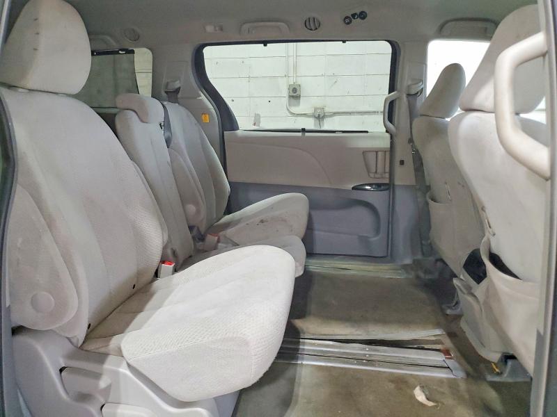 59222286 :رقم المزاد ، 5TDKK3DC2CS192953 vin ، 2012 Toyota Sienna مزاد بيع