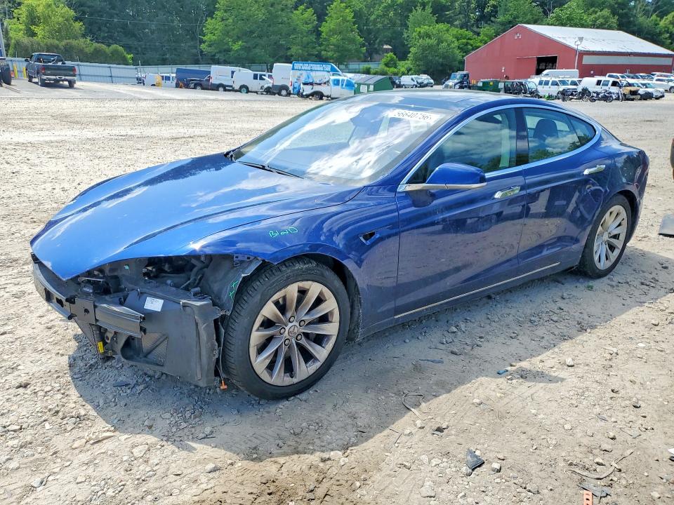 56640756 :رقم المزاد ، 5YJSA1E21GF155822 vin ، 2016 Tesla Model S مزاد بيع