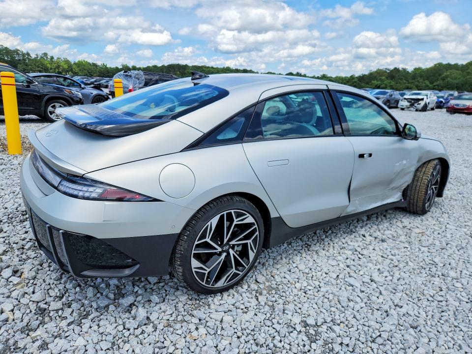 2023 Hyundai Ioniq 6 მანქანა იყიდება აუქციონზე, vin: KMHM54AAXPA040572, აუქციონის ნომერი: 57684776