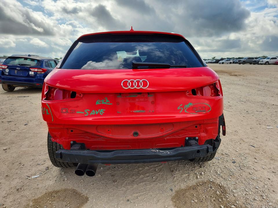 56143706 :رقم المزاد ، WA1JCCFS5JR026039 vin ، 2018 Audi Q3 مزاد بيع