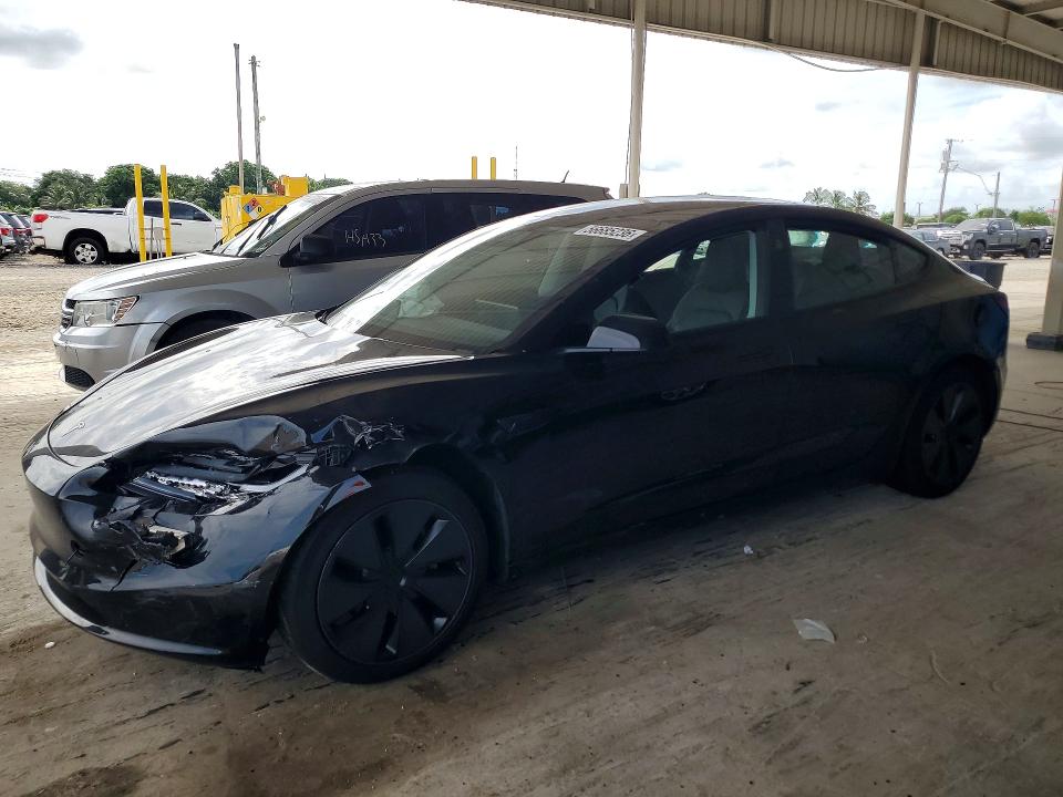 56685236 :رقم المزاد ، 5YJ3E1EA1SF943525 vin ، 2025 Tesla Model 3 مزاد بيع