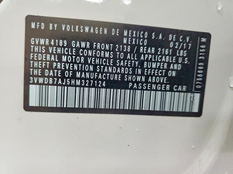 57141636 :رقم المزاد ، 3VWDB7AJ5HM327124 vin ، 2017 Volkswagen Jetta مزاد بيع