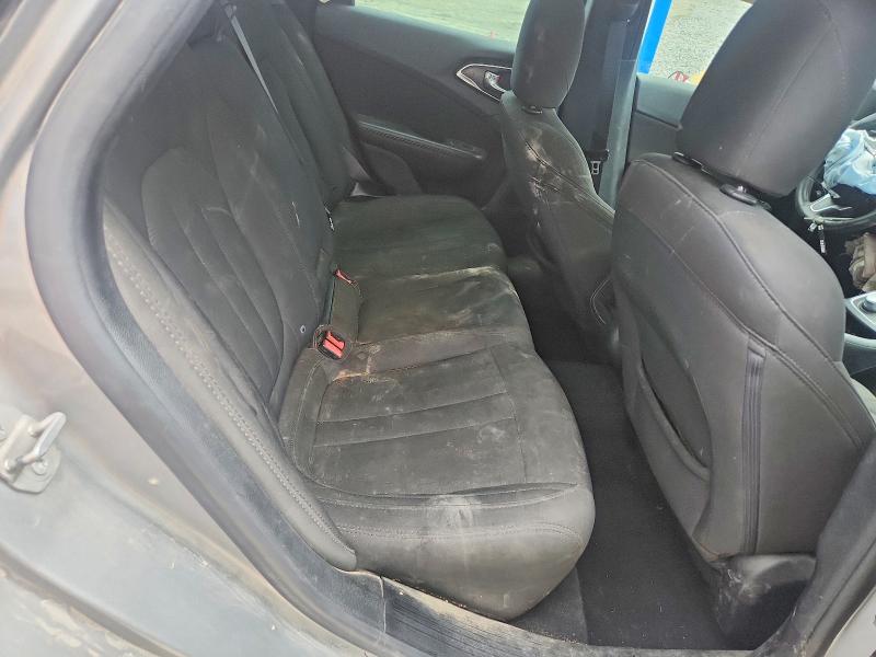 57441246 :رقم المزاد ، 1C3CCCAB2GN140607 vin ، 2016 Chrysler 200 مزاد بيع