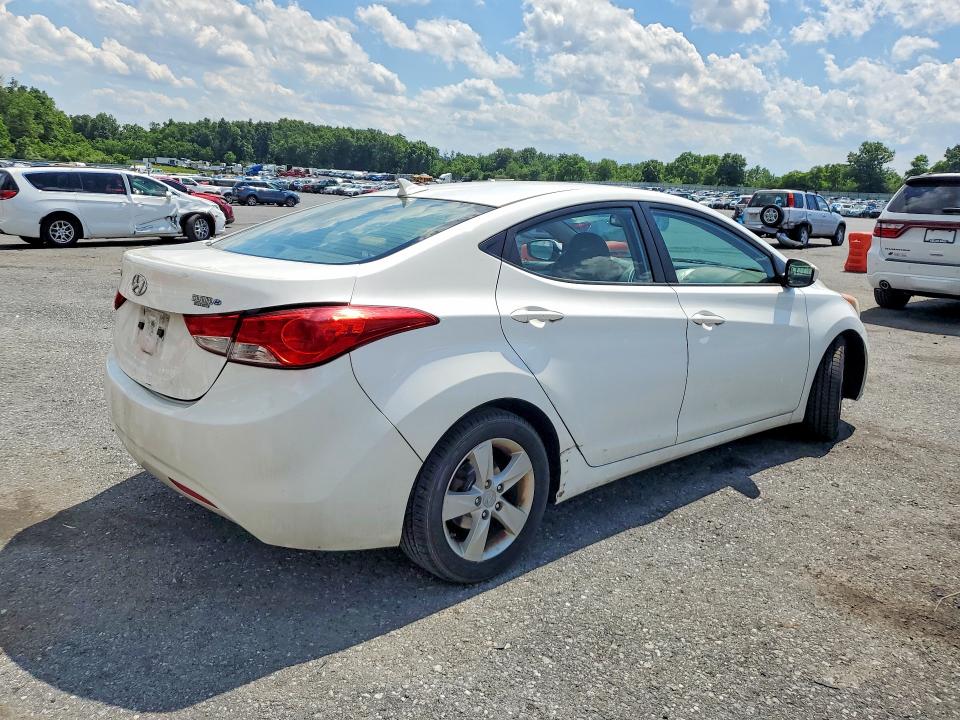 2013 Hyundai Elantra მანქანა იყიდება აუქციონზე, vin: 5NPDH4AE6DH323280, აუქციონის ნომერი: 57657886