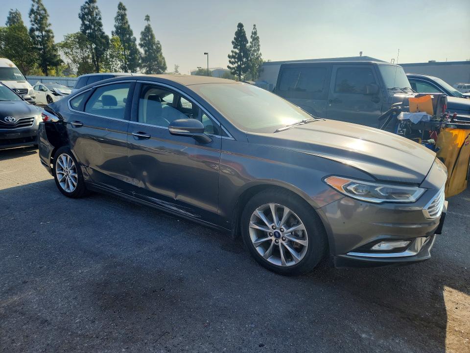 57899536 :رقم المزاد ، 3FA6P0HD3HR279295 vin ، 2017 Ford Fusion مزاد بيع