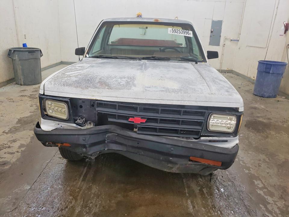 1988 Chevrolet S Truck მანქანა იყიდება აუქციონზე, vin: 1GBCS14R0J2194383, აუქციონის ნომერი: 59253996