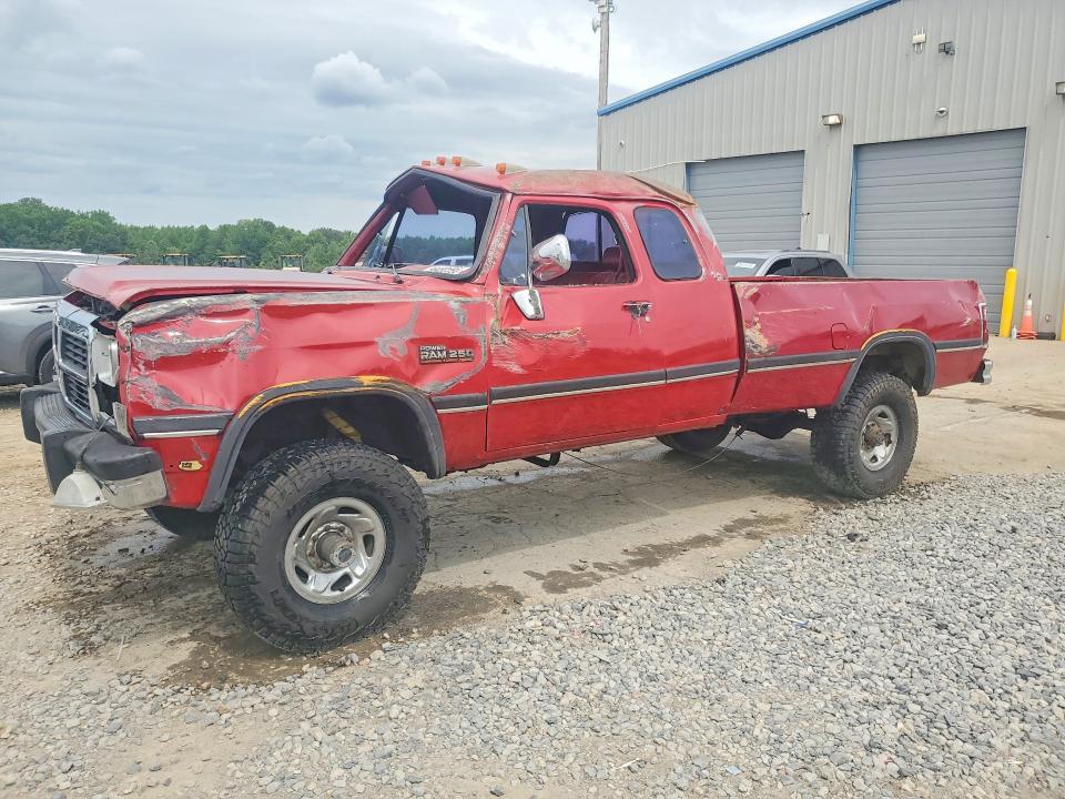 56480596 :رقم المزاد ، 3B7KM23C0NM541732 vin ، 1992 Dodge W-series مزاد بيع