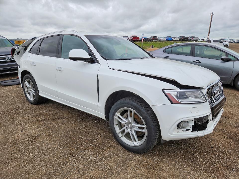 2015 Audi Q5 მანქანა იყიდება აუქციონზე, vin: WA1MFCFP3FA111760, აუქციონის ნომერი: 58398666