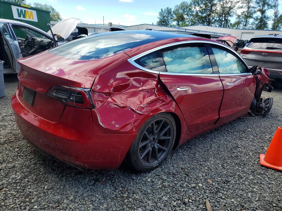 57092036 :رقم المزاد ، 5YJ3E1EA7KF526541 vin ، 2019 Tesla Model 3 مزاد بيع
