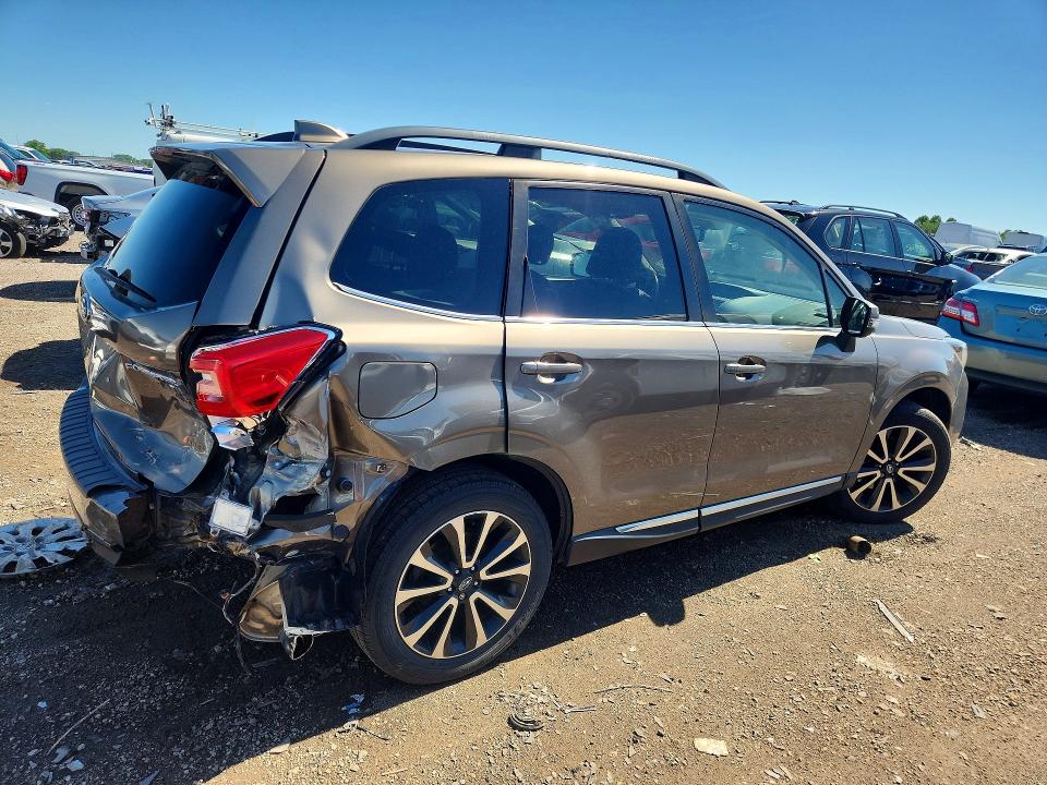 Продаж на аукціоні авто 2017 Subaru Forester, vin: JF2SJGWC1HH495596, номер лоту: 56942686