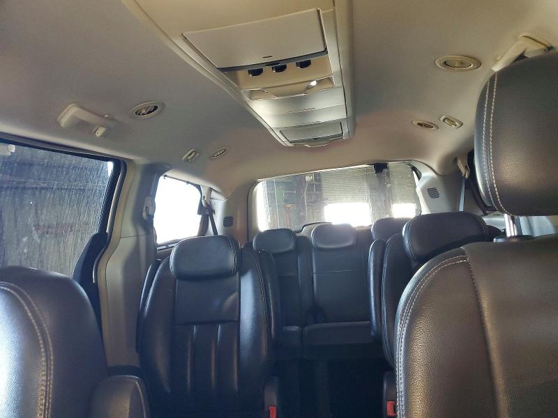 58885736 :رقم المزاد ، 2A4RR8D13AR386865 vin ، 2010 Chrysler Town & Country مزاد بيع