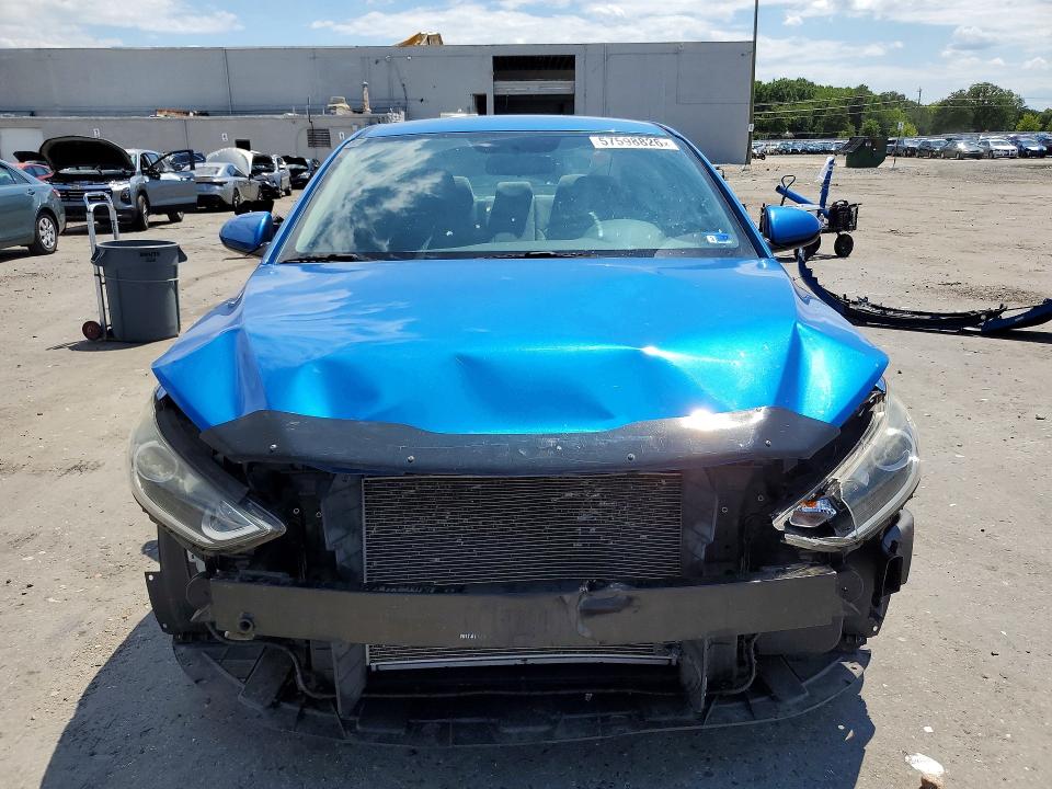 2017 Hyundai Elantra მანქანა იყიდება აუქციონზე, vin: KMHD74LF6HU384290, აუქციონის ნომერი: 57598826