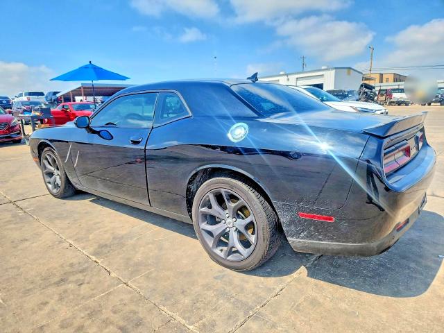 55467246 :رقم المزاد ، 2C3CDZAGXJH111013 vin ، 2018 Dodge Challenger مزاد بيع
