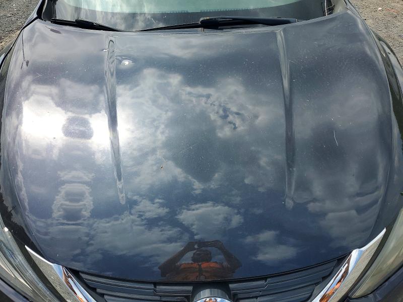 2018 Nissan Altima მანქანა იყიდება აუქციონზე, vin: 1N4AL3AP9JC226553, აუქციონის ნომერი: 58528376