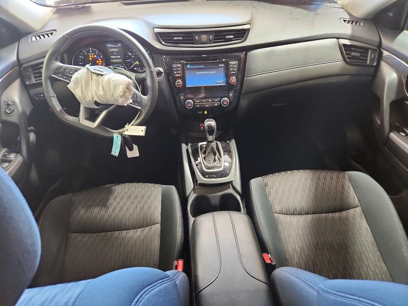 56544856 :رقم المزاد ، 5N1AT2MVXHC878957 vin ، 2017 Nissan Rogue مزاد بيع