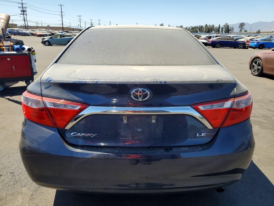 57366676 :رقم المزاد ، 4T1BF1FK0FU915160 vin ، 2015 Toyota Camry مزاد بيع